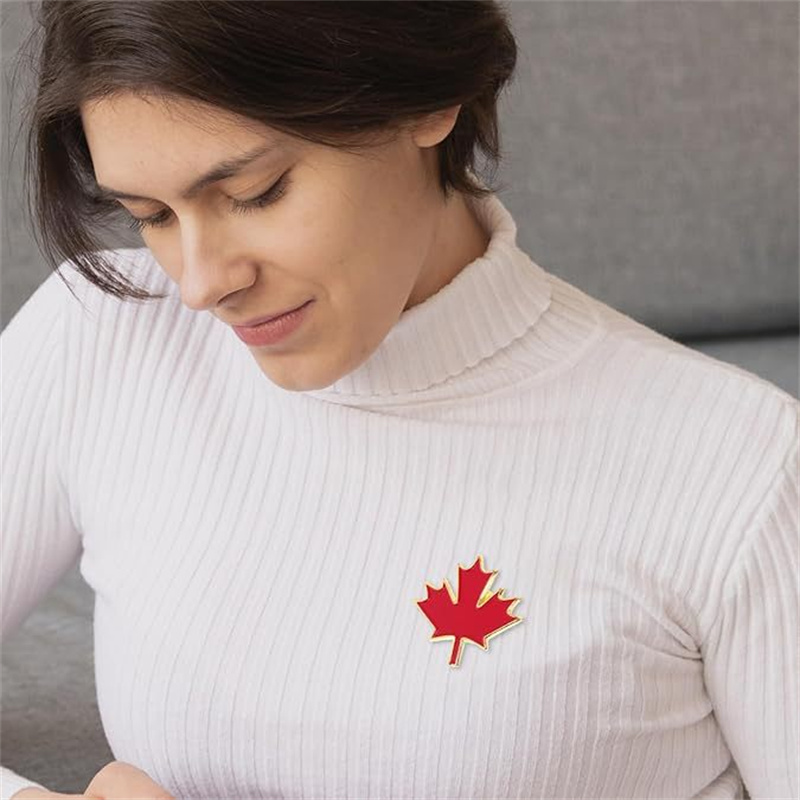 Red Canada Maple Leaf Brooches - огляд і ціна Women Bags Canada
