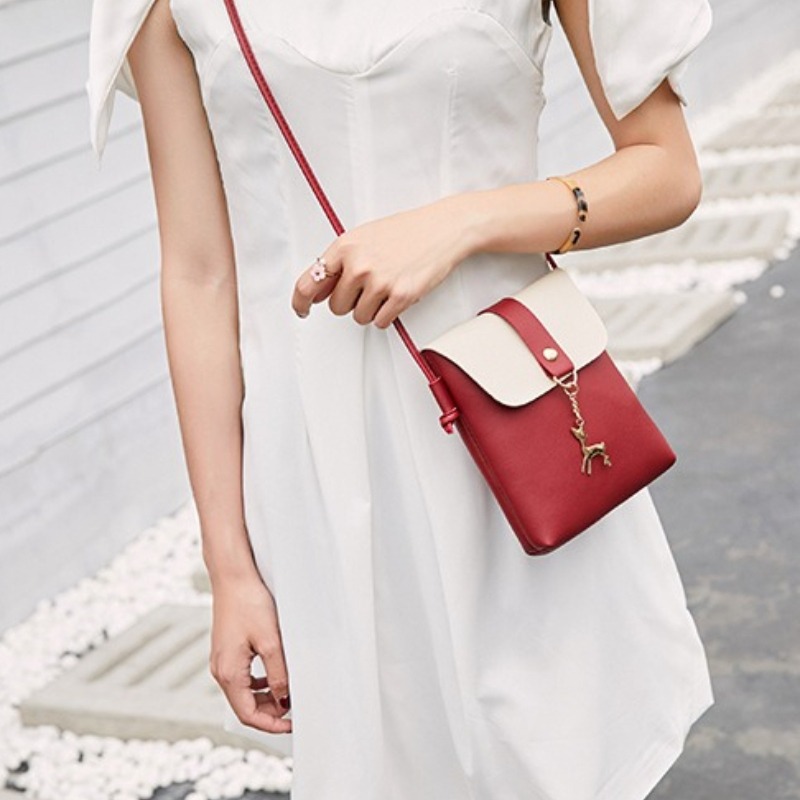New Deer Pendant Bag Women's S - огляд і ціна Women'S Bags New Look
