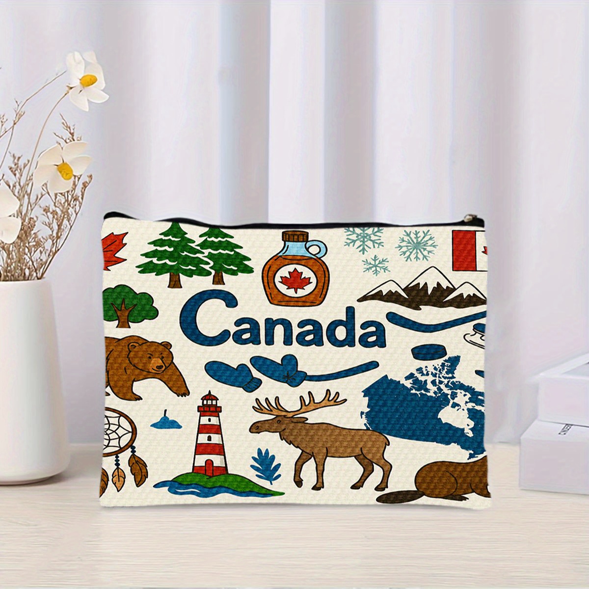 A Canada themed cosmetic bag - - огляд і ціна Women Bags Canada