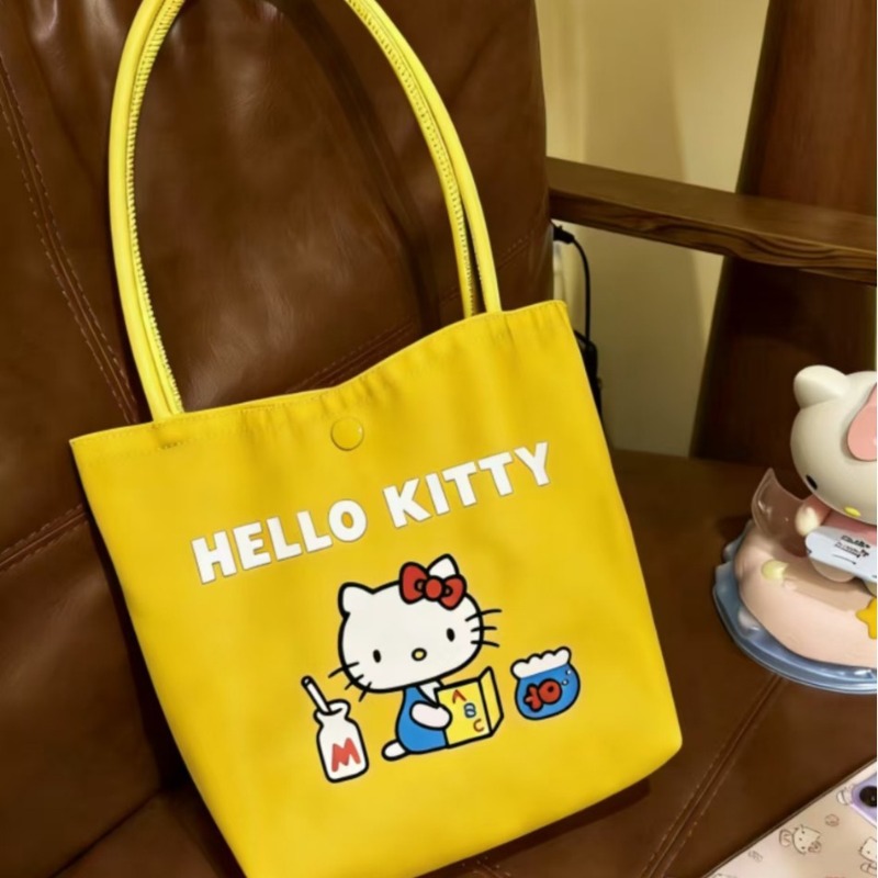 2026 New Yellow Kitty Handbag  - огляд і ціна Women'S Bags New Look