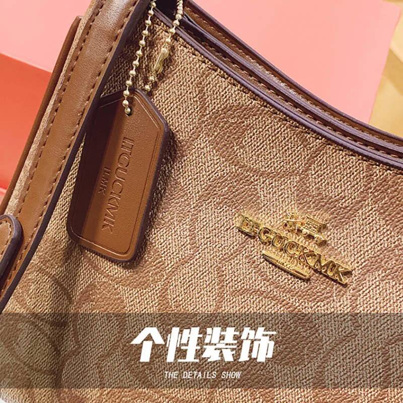 Geometric Print Women's Crossb - огляд і ціна Women Bags Coach
